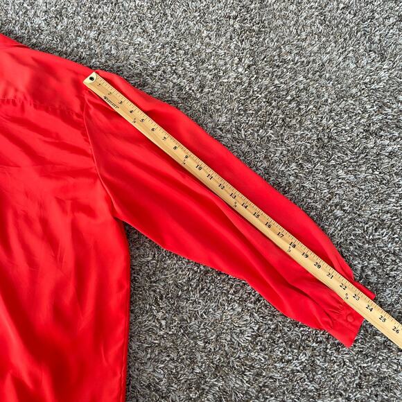 Vintage Blouse Top Size 16 Red Solid Long Sleeve Button V Neck Secretary Office - Picture 13 of 13
